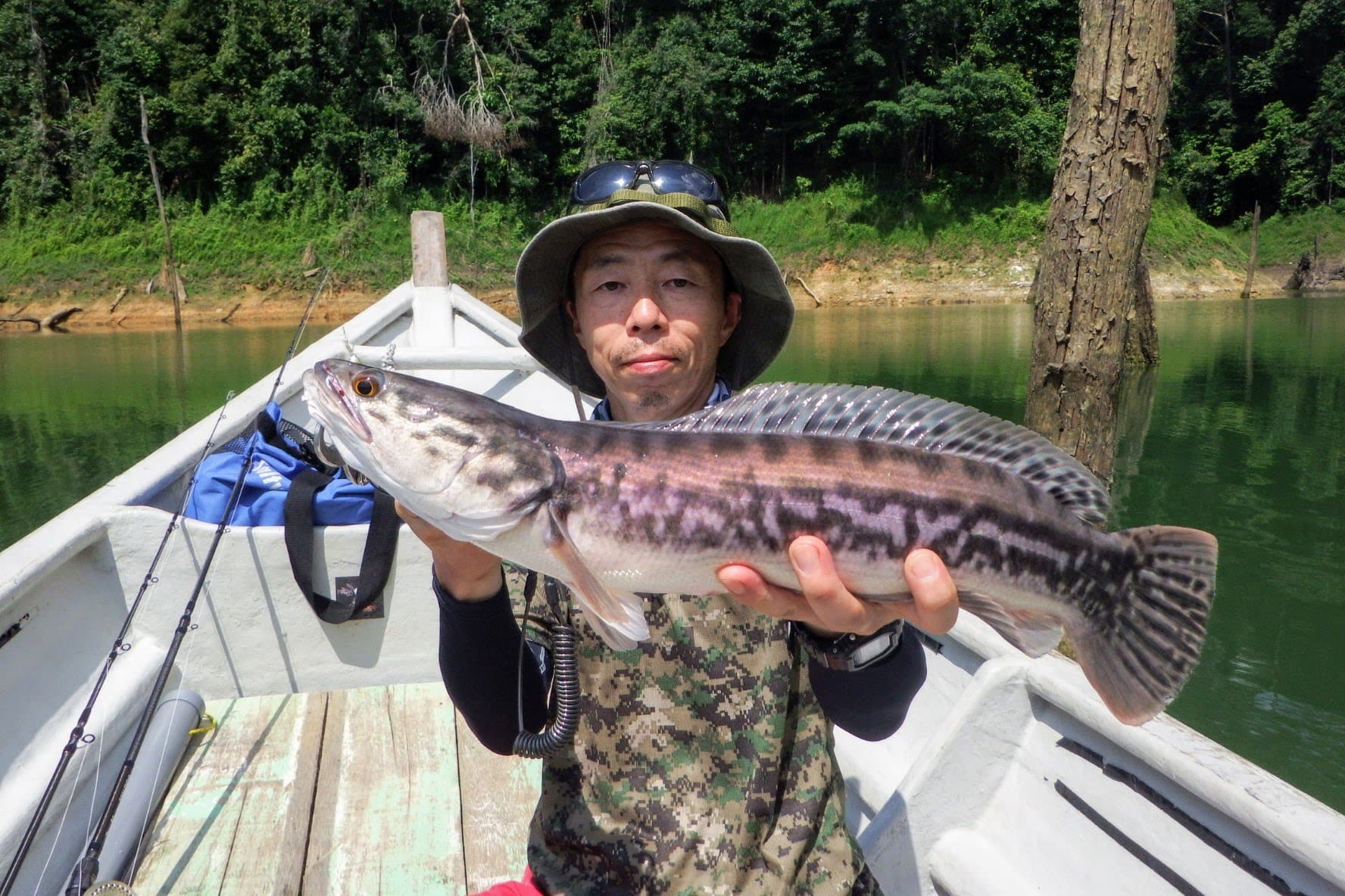 Michio Sanada from Japan, with his First Giant Snakehead.